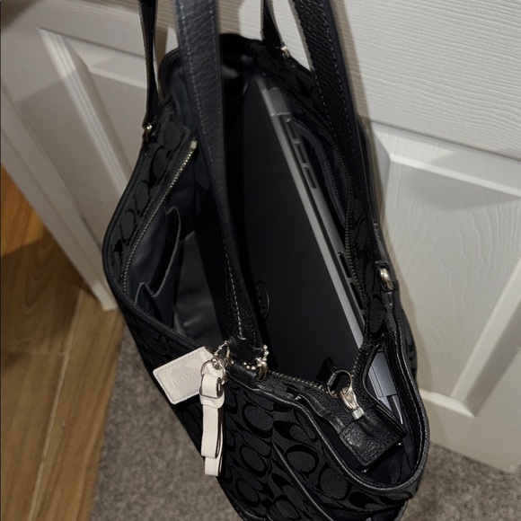 Coach Signature Park Carrie Tote Bag - Picture 14 of 15